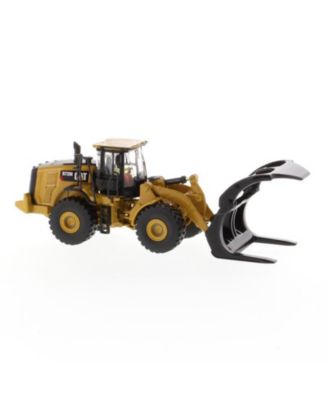 CAT Caterpillar 972M Wheel Loader with Log Fork and Operator High Line Series 1/87  Scale Diecast Model by Diecast Masters