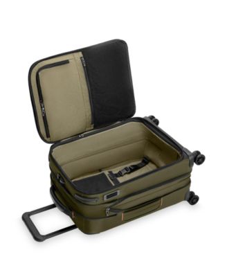 Essential 22" Carry-On Expandable Spinner