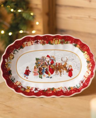 Toy's Fantasy Oval Platter, Santa and Kids