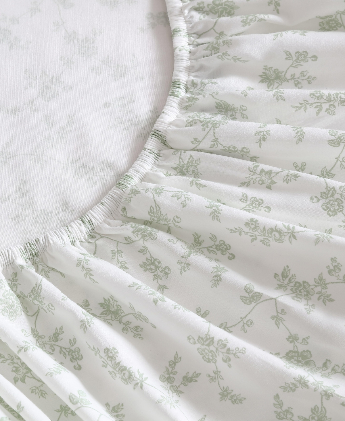 Laura Ashley Closeout!  300 Thread Count Cotton Sateen 4-pc. Sheet Set, Queen In White