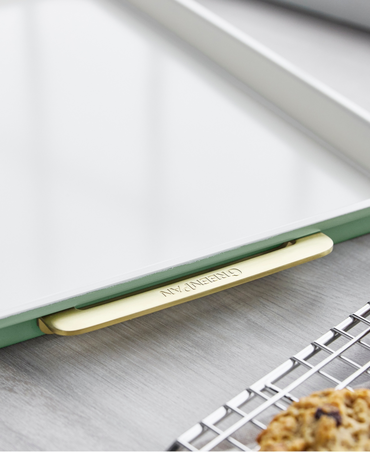 Greenpan Reserve Healthy Ceramic Nonstick Bakeware Half Sheet Pan In Green