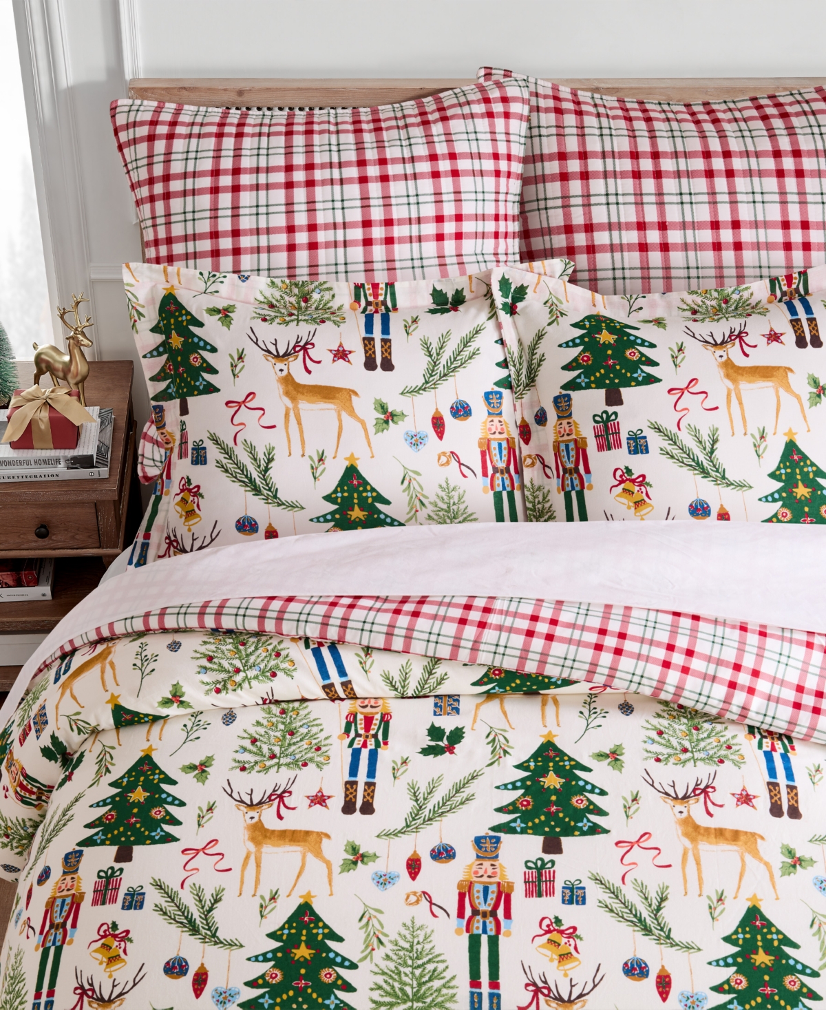 Levtex Home Nutcracker Reversible 2-pc. Duvet Cover Set, Twin In Multi