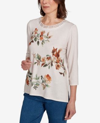 Women's Classic Floral Squirrel Harvest Top