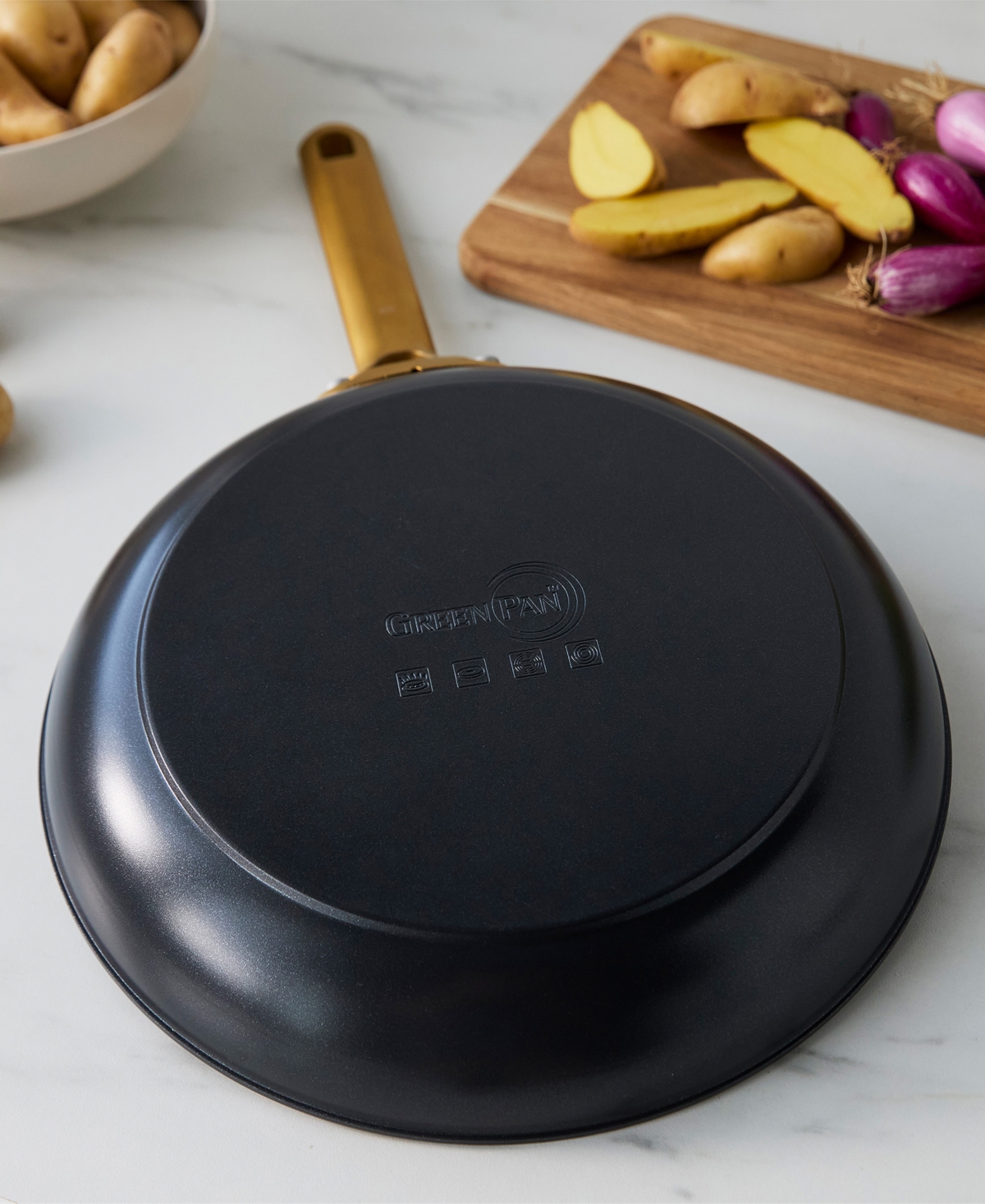 Greenpan Reserve 8" Ceramic Nonstick Frypan In Black