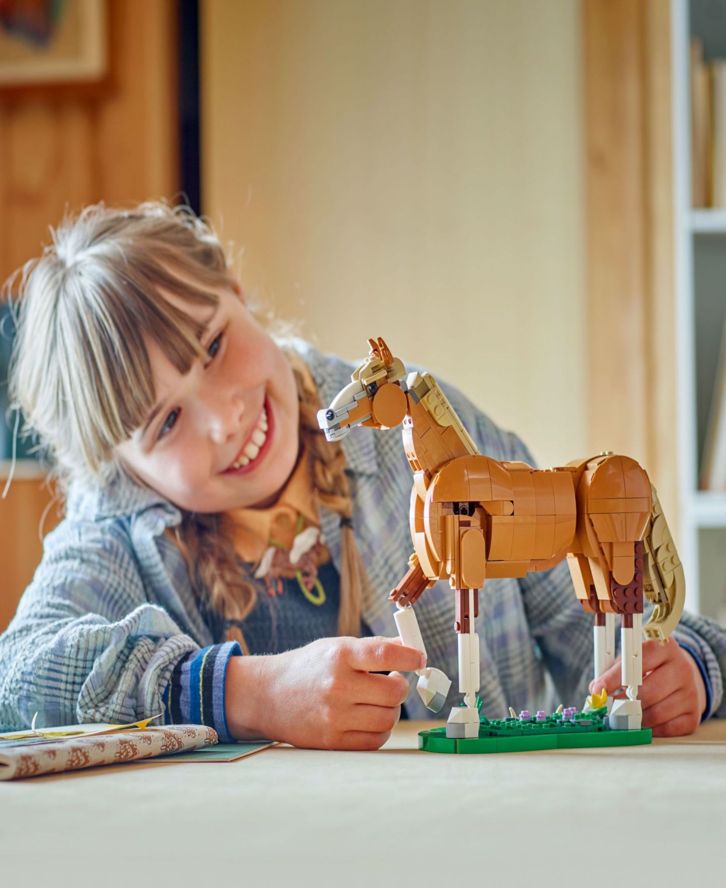 Детские конструкторы LEGO® Creator 3 in 1 Beautiful Horse Building Toy 31166, 685 Pieces — фото 3