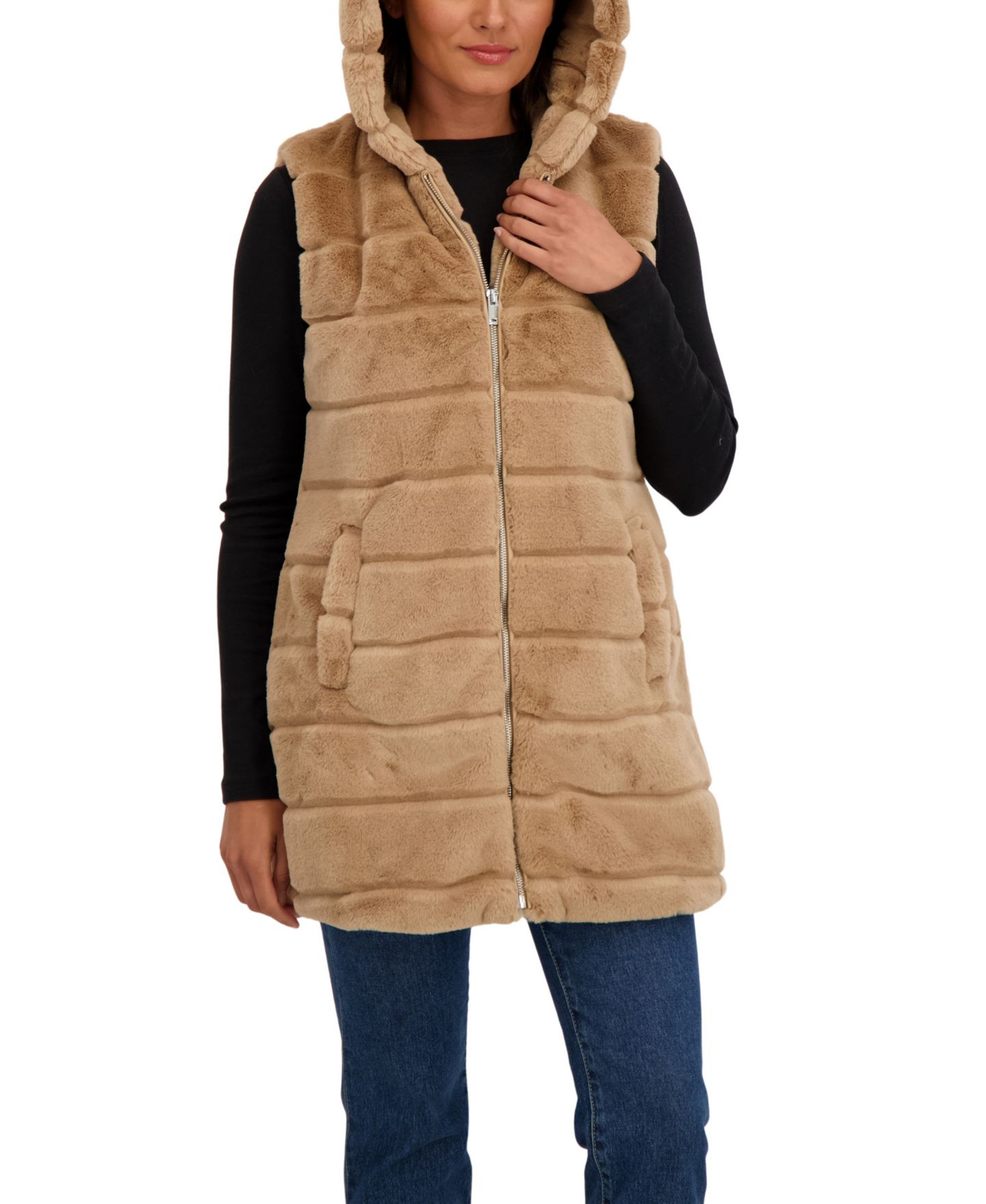 Женский жилет Sebby Collection Hooded Grooved 3/4 Faux Fur Vest, цвет: Верблюжий — фото 4
