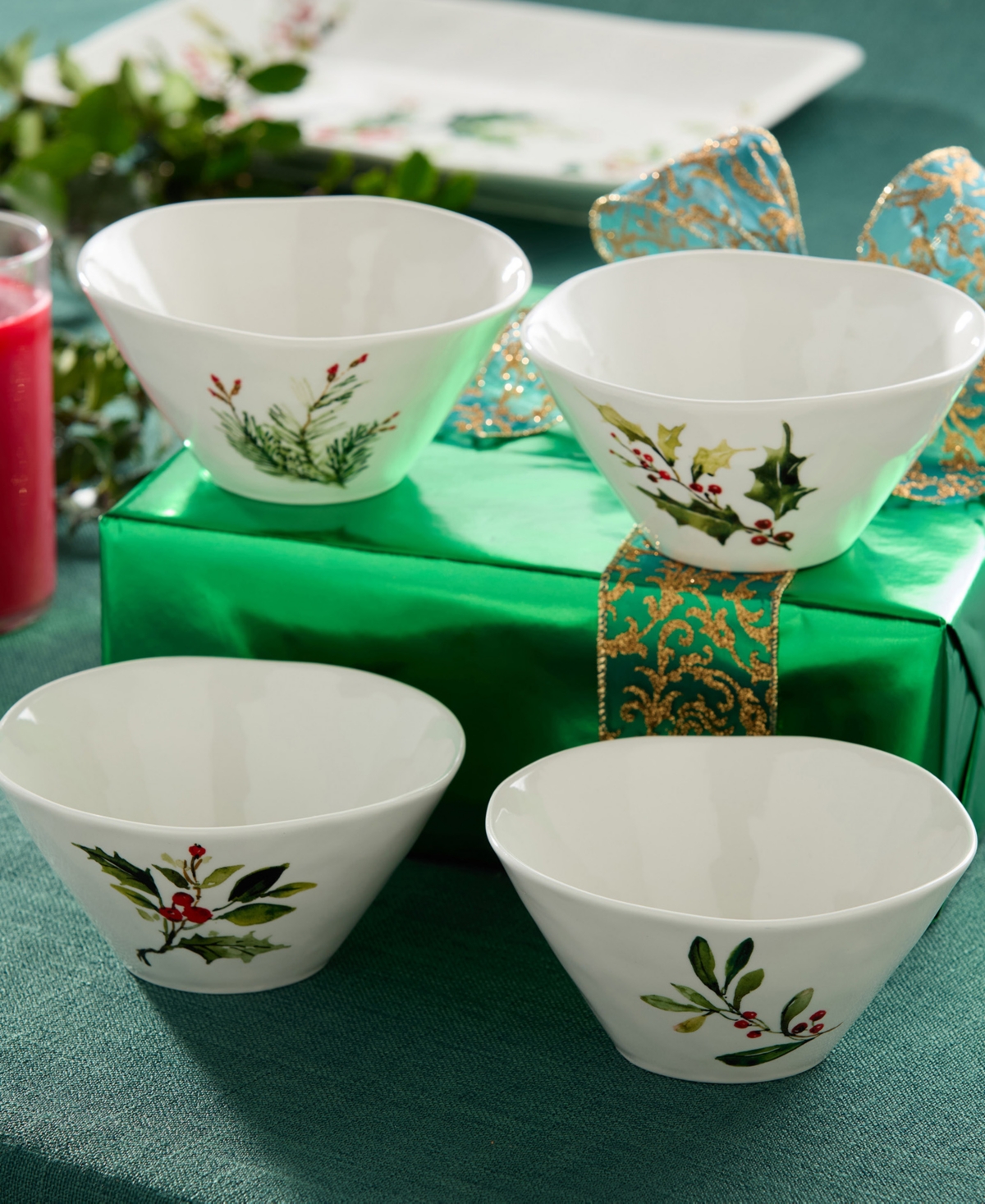 Certified International Holly & Vines Set Of 4 Ice Cream Bowls In White