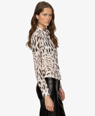 Women's Fitted Mesh Button Down Top