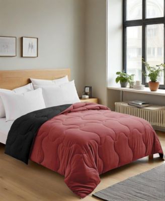 Lightweight Reversible Quilted Down Alternative Comforter, Full/Queen
