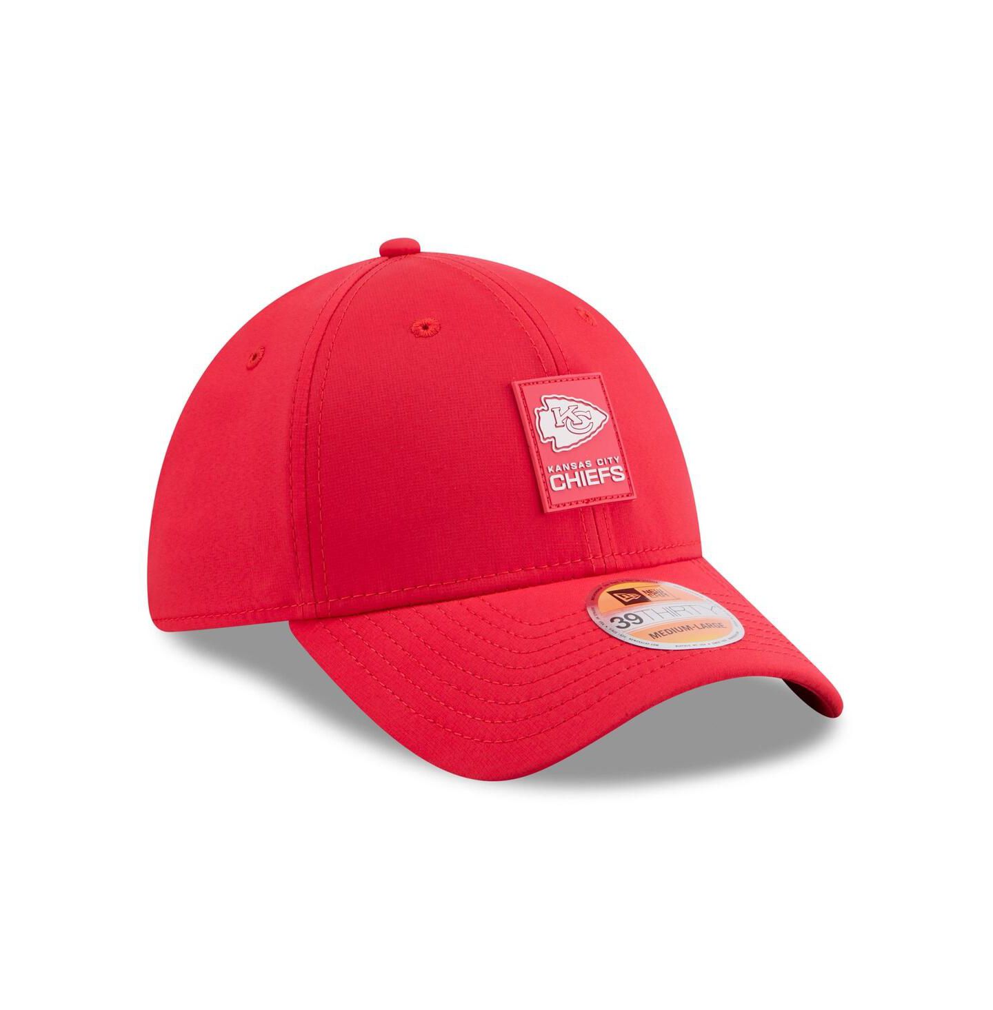 Мужская кепка New Era Red Kansas City Chiefs 2025 Sideline 39THIRTY Flex Hat — фото 4