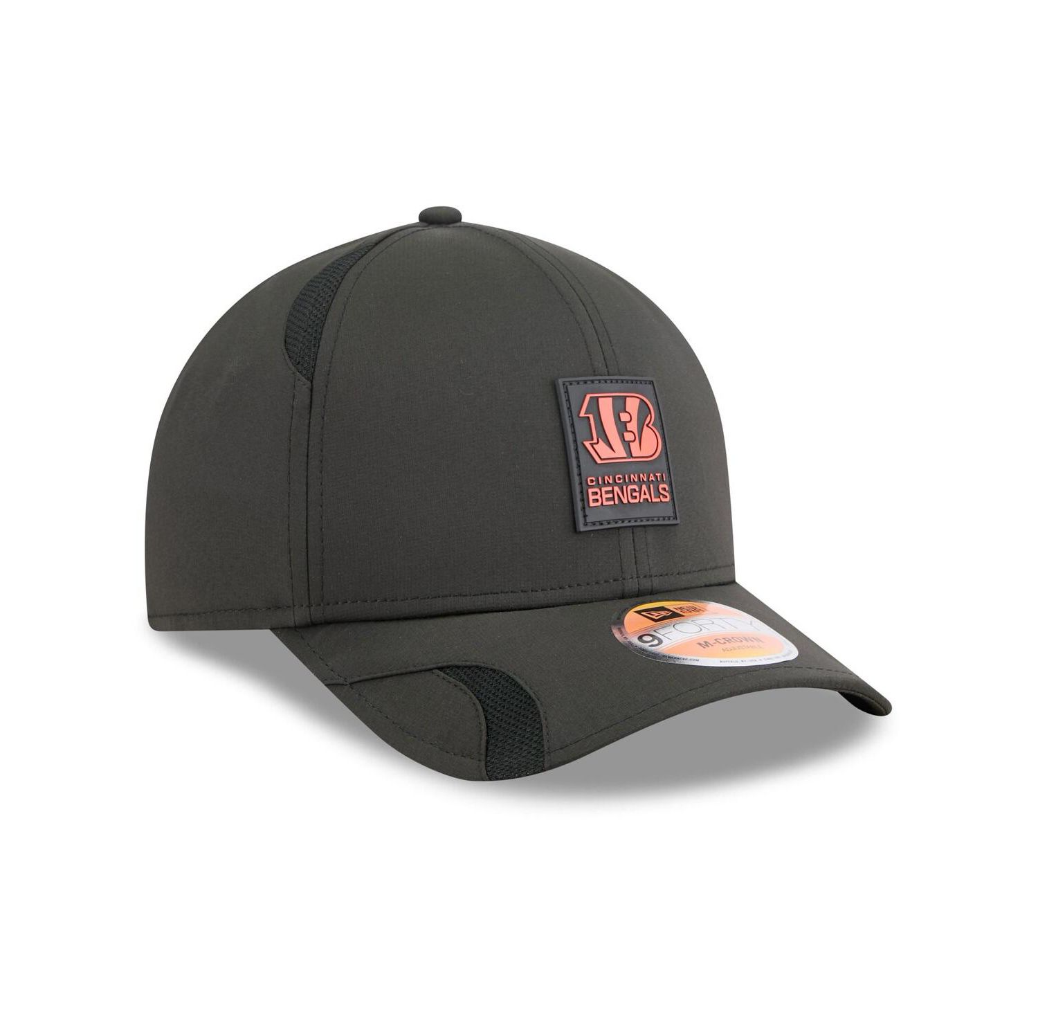 Men's Black Cincinnati Bengals 2025 Sideline M-Crown 9FORTY Adjustable Hat
