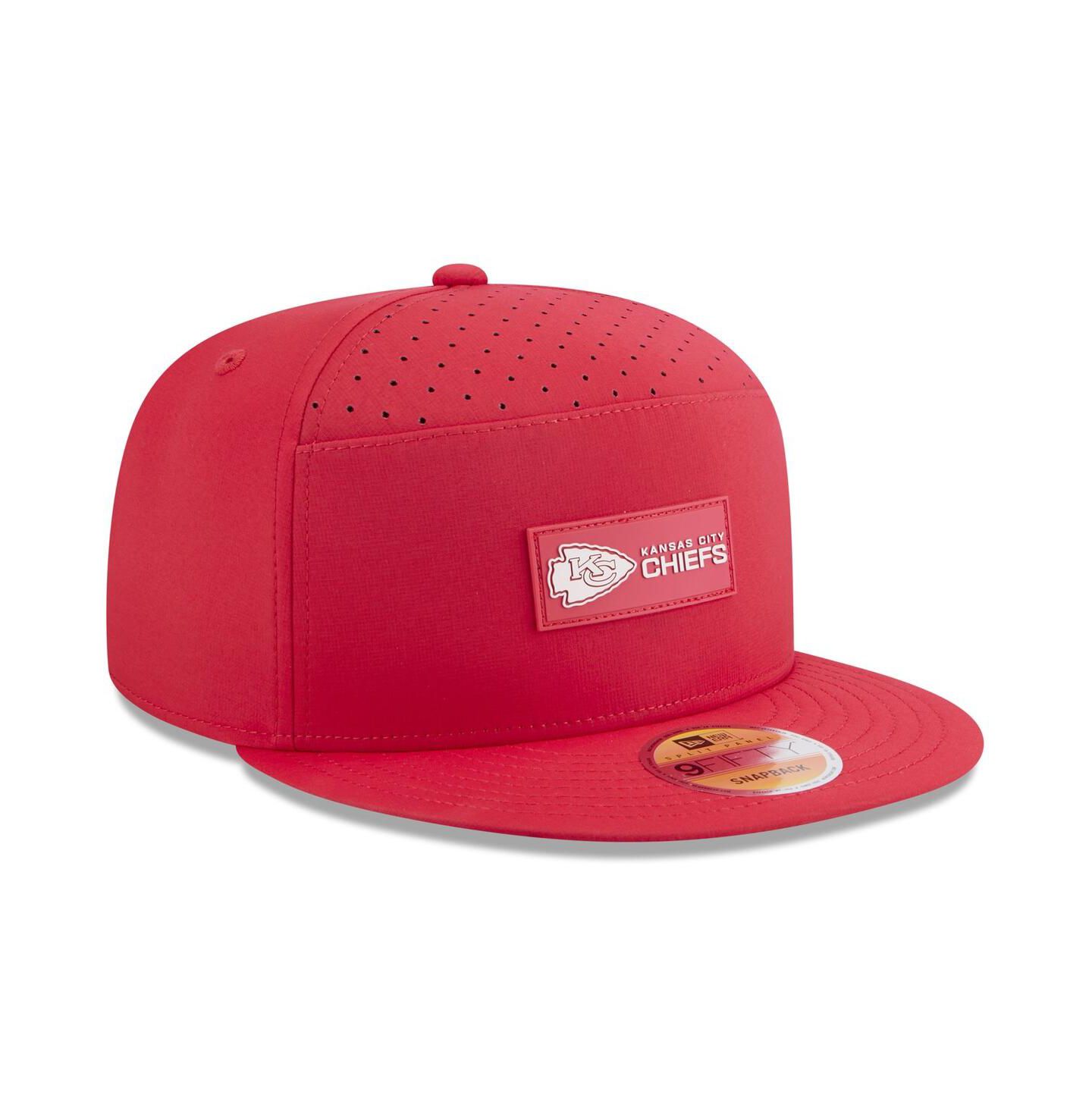 Мужская кепка New Era Red Kansas City Chiefs 2025 Sideline Split Panel 9FIFTY Snapback Hat — фото 4