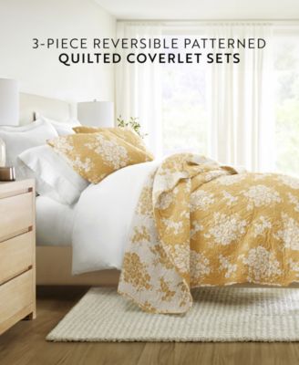 Distressed Bouquet Reversible 3-Pc. Quilt Set, King/California King