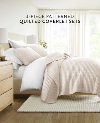 Geometric Maze Reversible 3-Pc. Quilt Set, King/California King