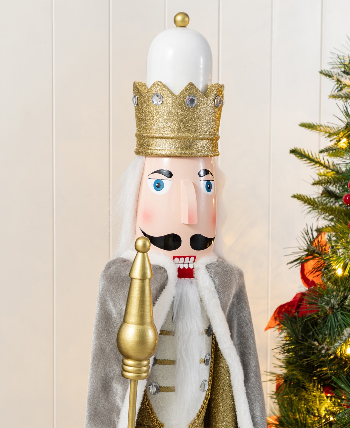 Glitzhome 42" Wooden Christmas King Nutcracker In Multi