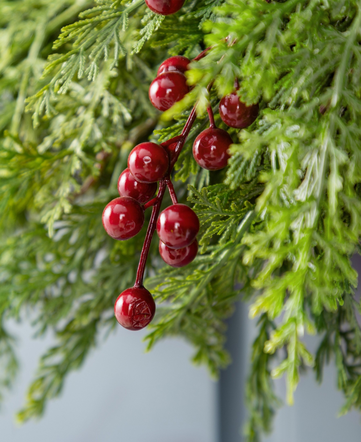 Glitzhome Christmas Greenery Dripping Cedar Wreath And Matched Garlands, Set Of 3 In Multi