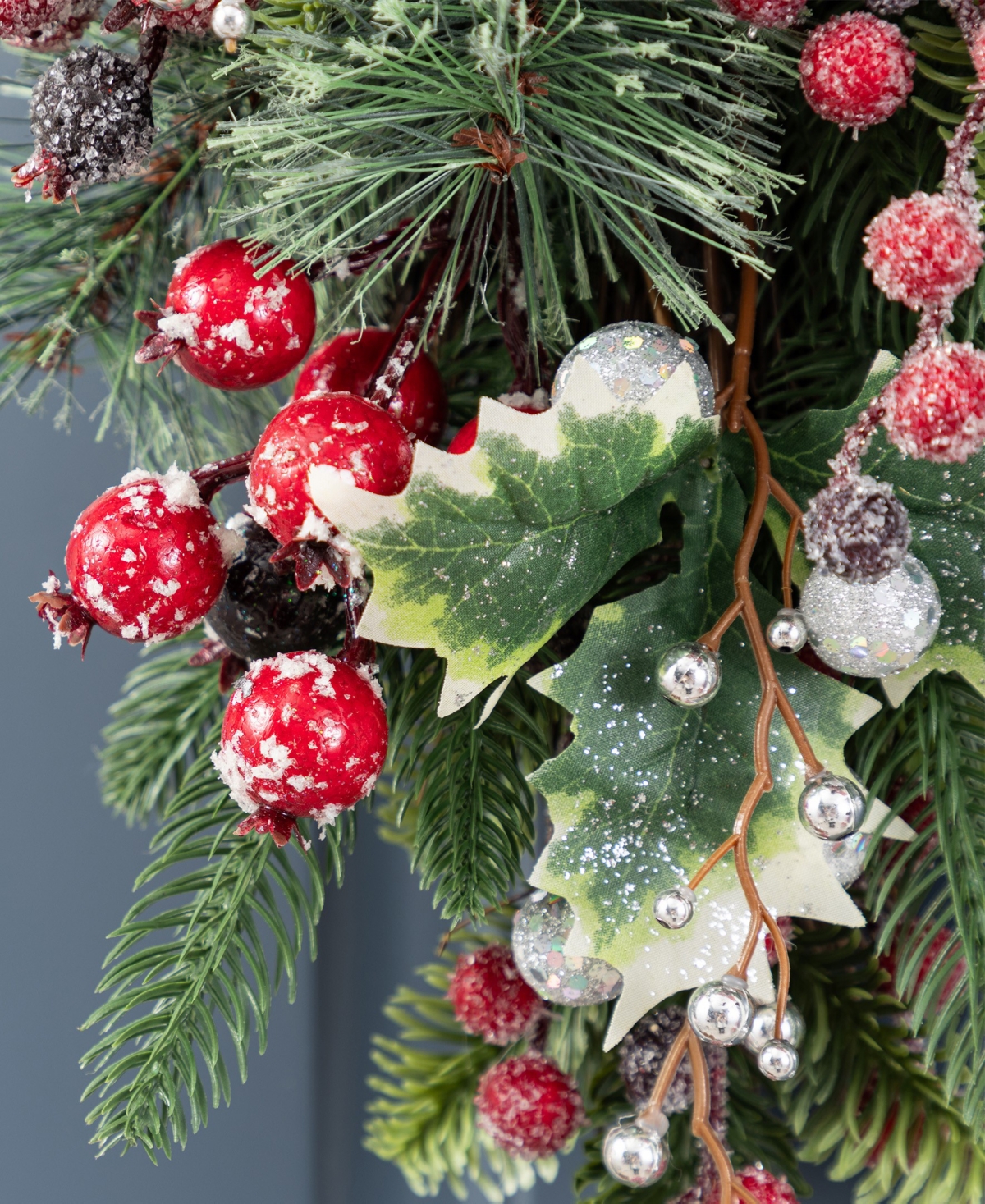 Glitzhome Christmas Pomegranate Berry And Holy Leaf Teardrops, Set Of 2 In Multi