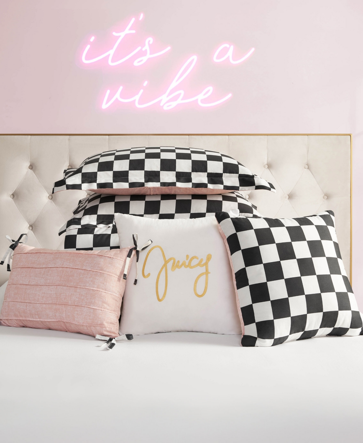 Juicy Couture Checkerboard Reversible 6-pc. Comforter Set, King In Multi