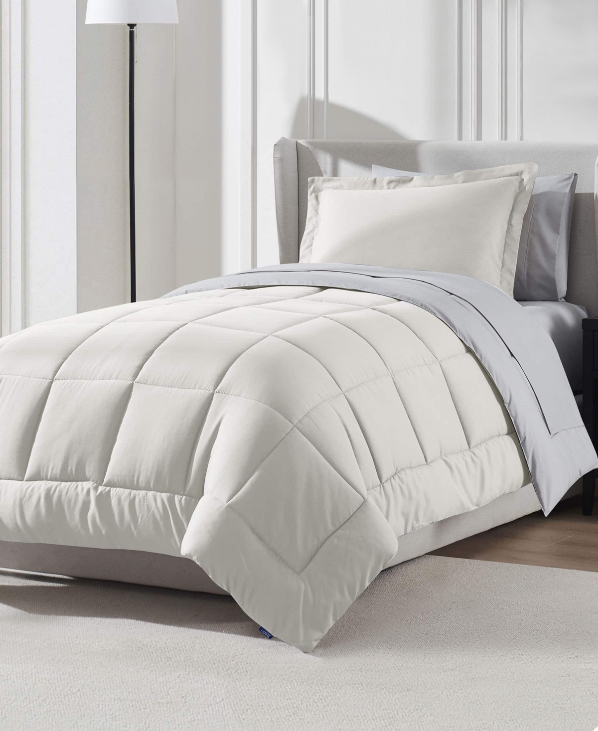 Nestl Luxury Soft Reversible 5-pc. Comforter Set, Twin In White