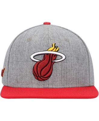 Men's Gray/Red Miami Heat Classic Logo Two-Tone Snapback Hat