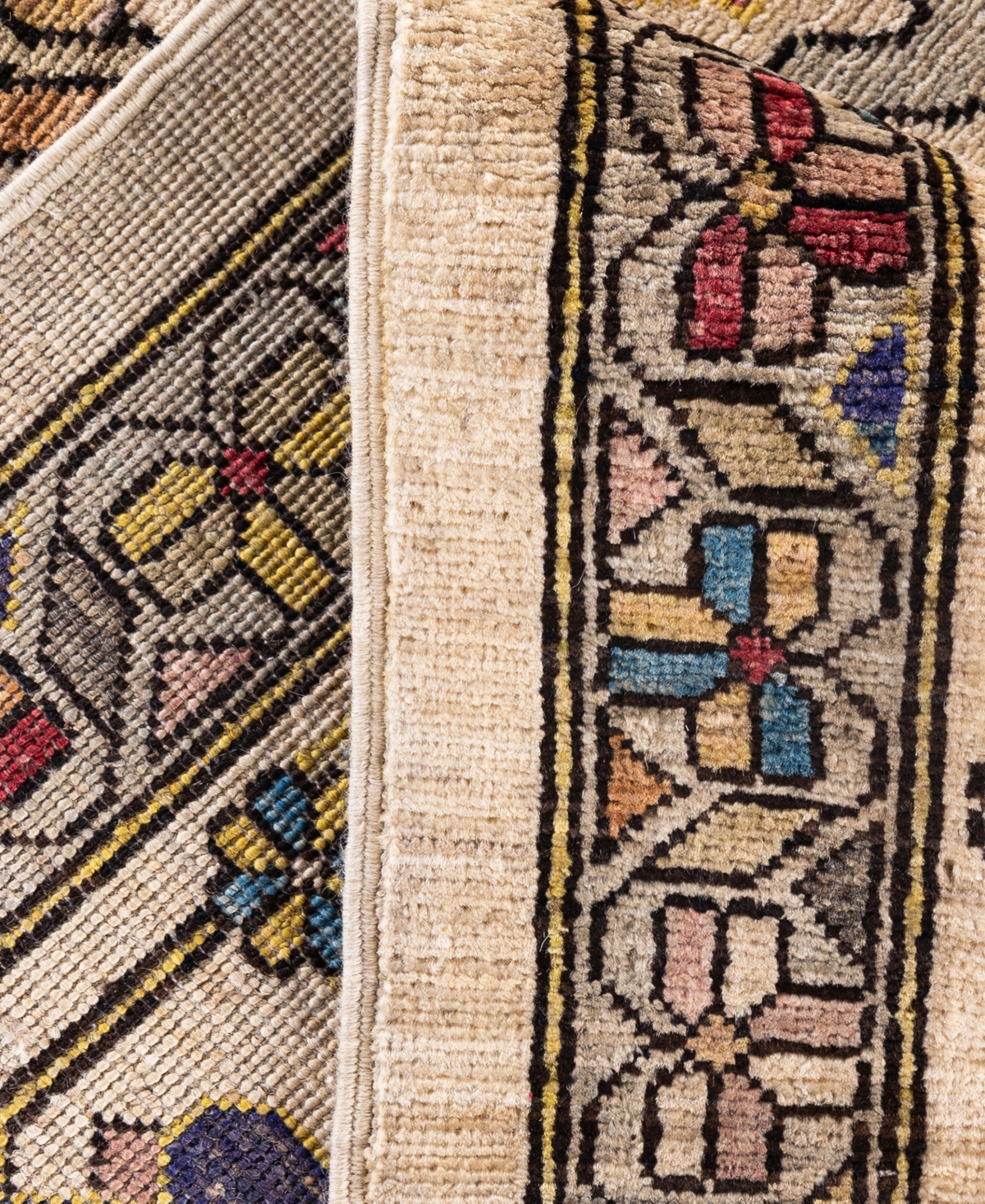 Adorn Hand Woven Rugs Serapi M0103-156 9'1"x11'11" Area Rug In White