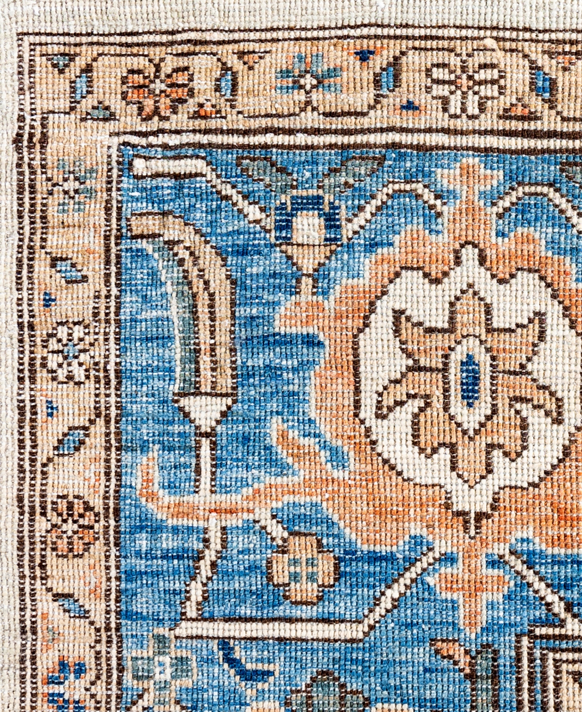 Adorn Hand Woven Rugs Serapi M0103-213 7'9"x9'9" Area Rug In White