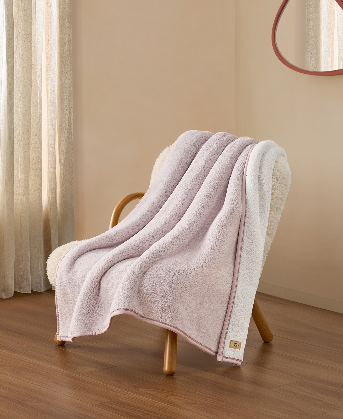 Ugg Classic Fluff Throw, 50" X 70" In Pink