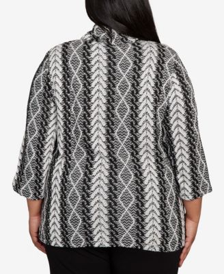 Plus Size Jet Setter Cable Jacquard Knit Top with Necklace
