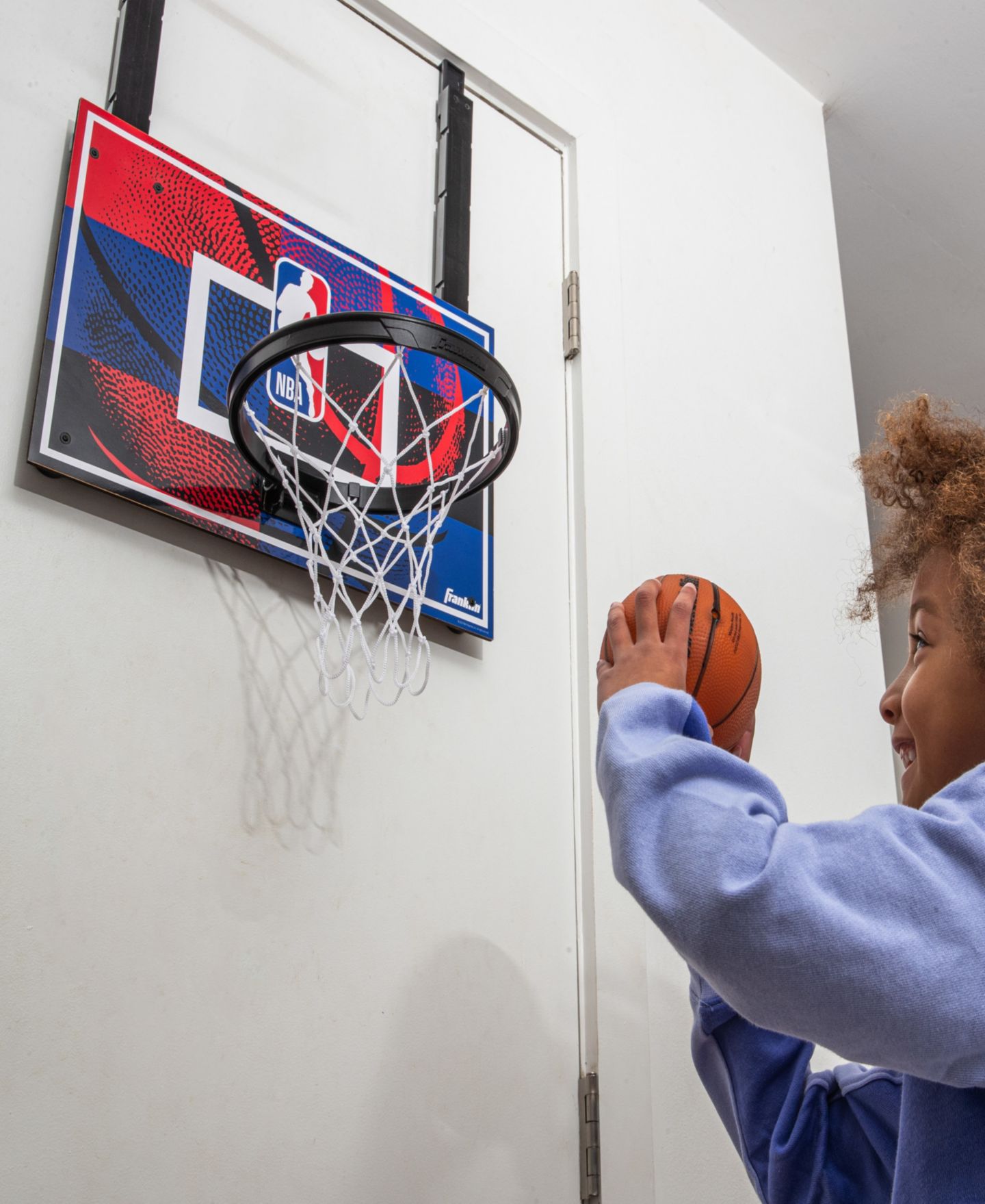 Детские игрушки Franklin Sports Grow-With-Me Adjustable Over-the-Door Basketball Hoop Set, Ages 3+ — фото 6