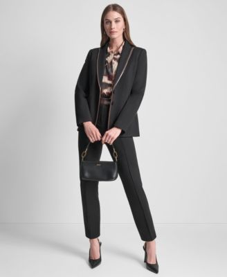 DKNY