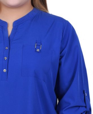 Plus Size 3/4 Tabbed Sleeve Y Neck Top