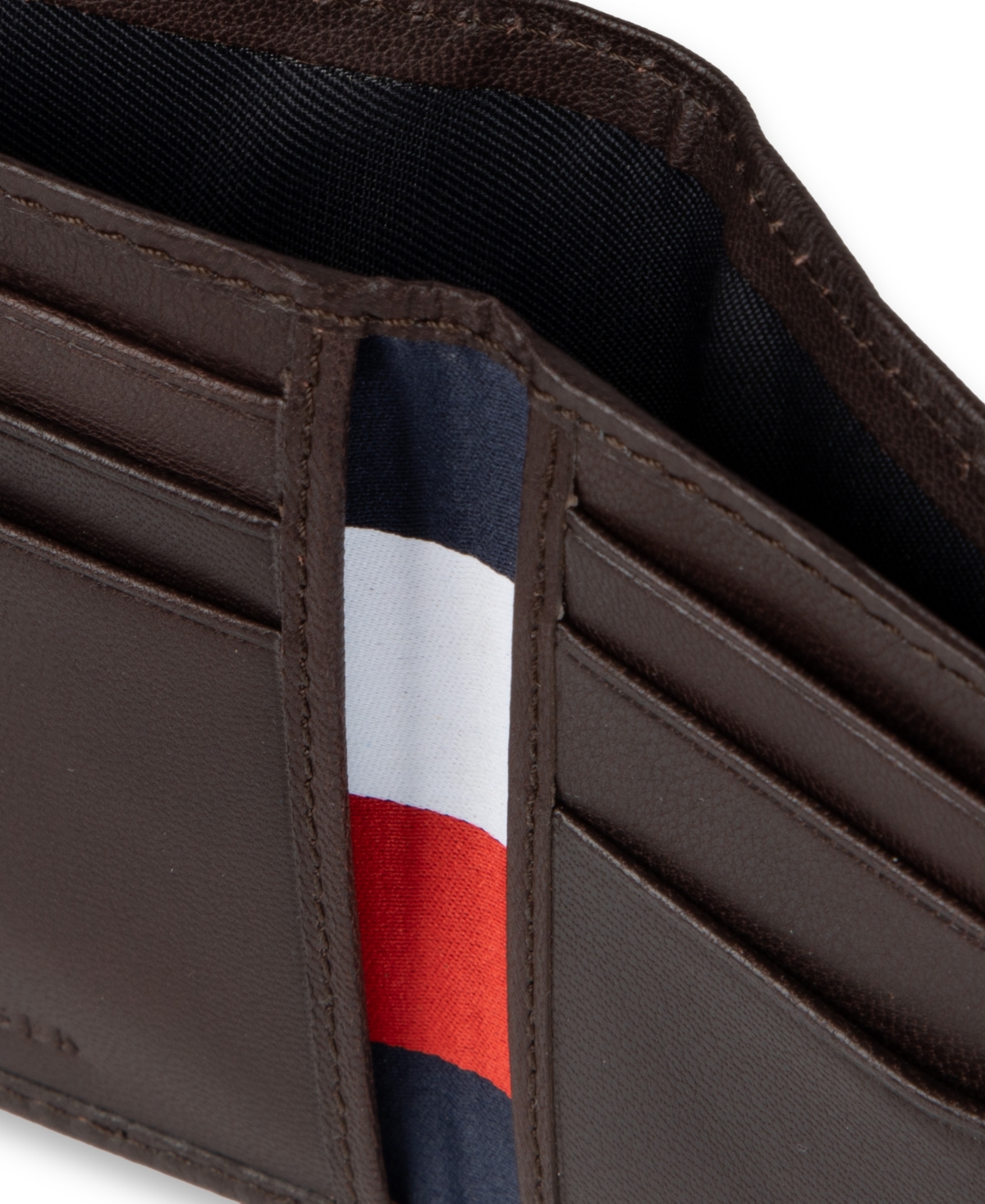 Tommy Hilfiger Men's Trifold Plaid Wallet In Brown