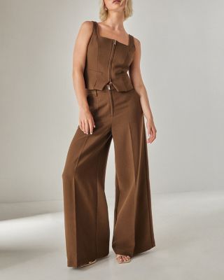 Women's Zip Front Sleeveless Tailored Top