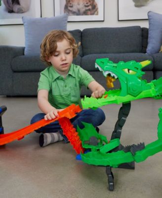 Monster Trucks Sharks vs Dinos Dragon Destruction Playset and Trucks Toy