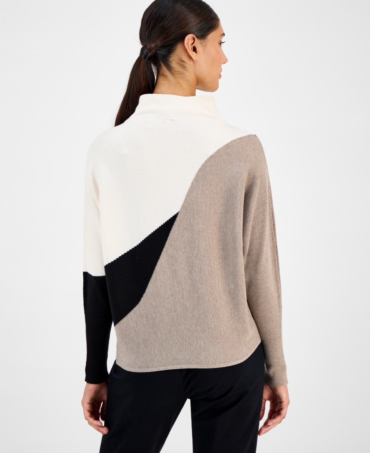 T Tahari Women's Funnel-neck Dolman-sleeve Sweater In Neutral