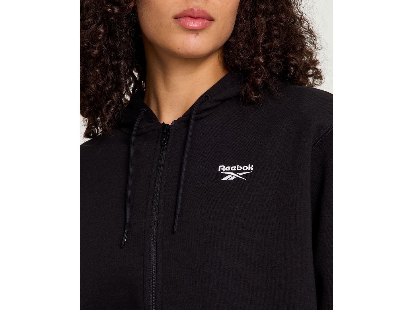Женский свитшот Reebok Vector Full-Zip, цвет: Чёрный — фото 11