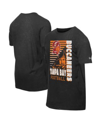 New Era - Men's Black Tampa Bay Buccaneers Retro Logo Enzyme Washed Oversized T-Shirt