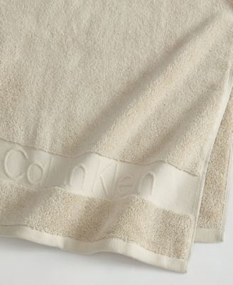 Iconic Cotton Jacquard Hand Towel, 30" x 16"