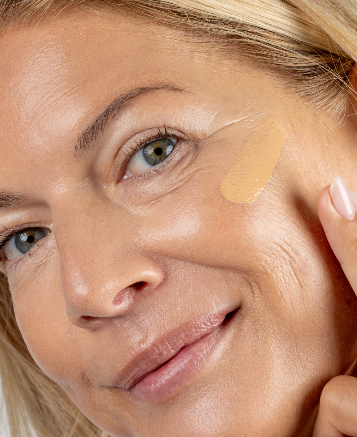 Pür 4-in-1 Skin Tint Mineral Sunscreen Broad Spectrum Spf 50