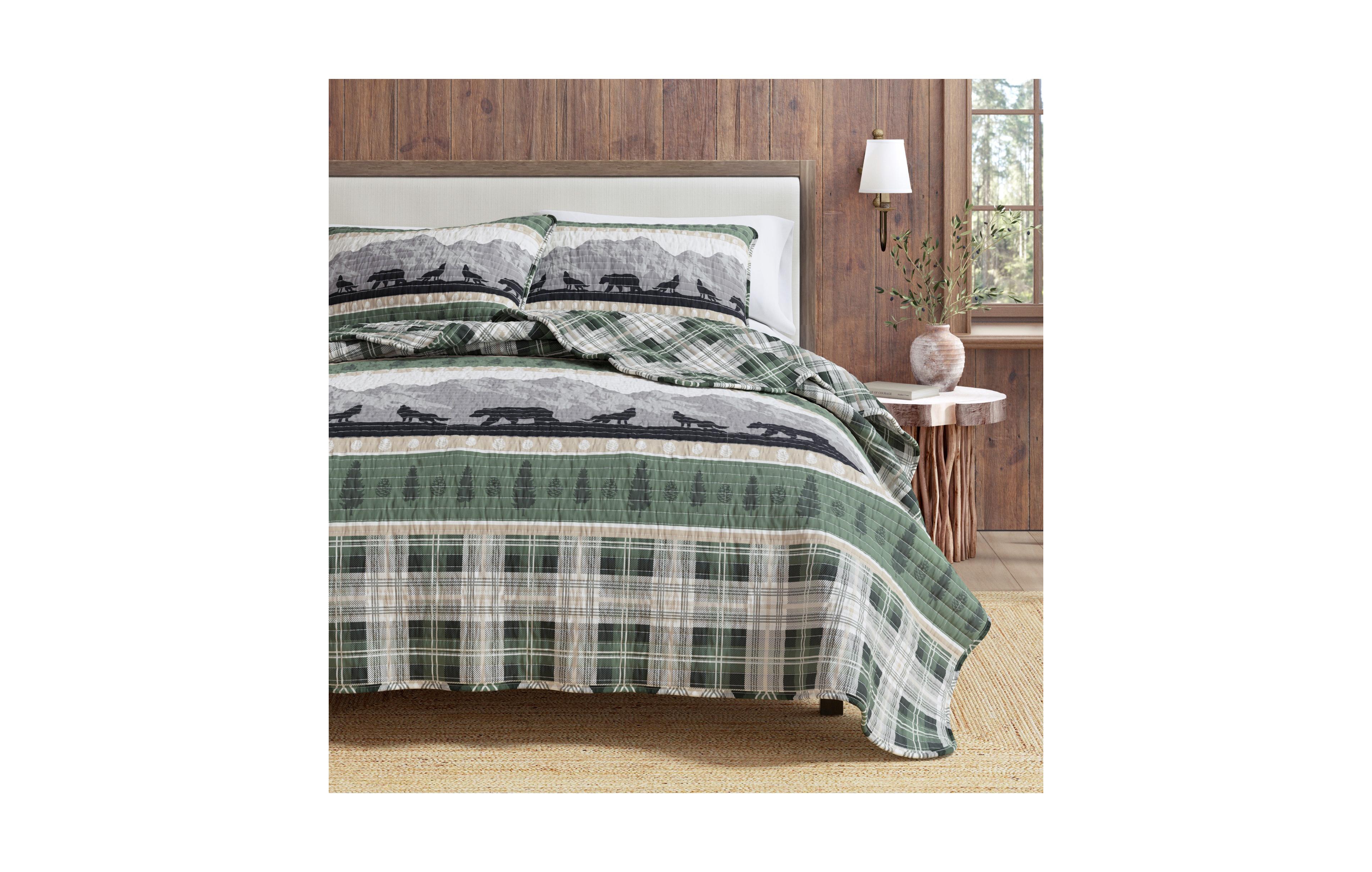 Linery & Co. Mountain Scape & Plaid Microfiber Quilt Set With Shams