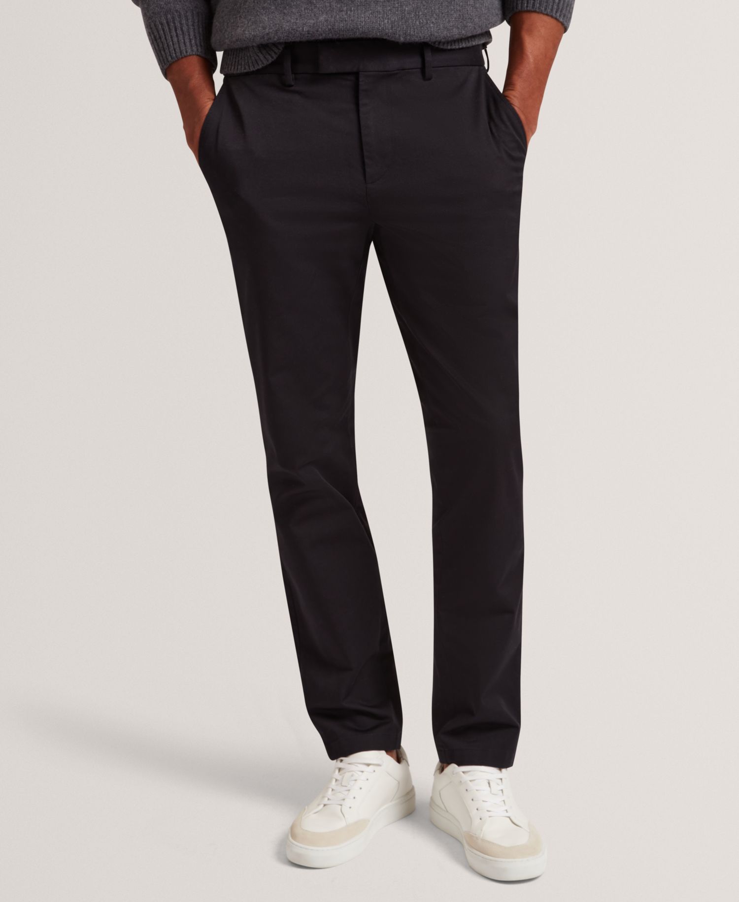 Men's Howeton Slim-Fit Chinos
