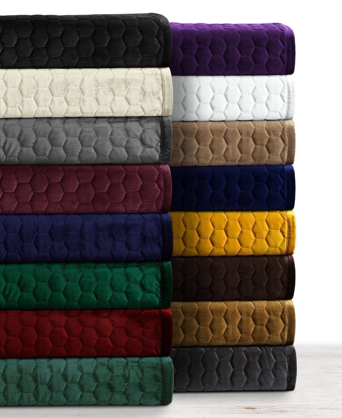 Tribeca Living Lugano Honeycomb Velvet Oversized Solid 2 Piece Quilt Set, Twin In White