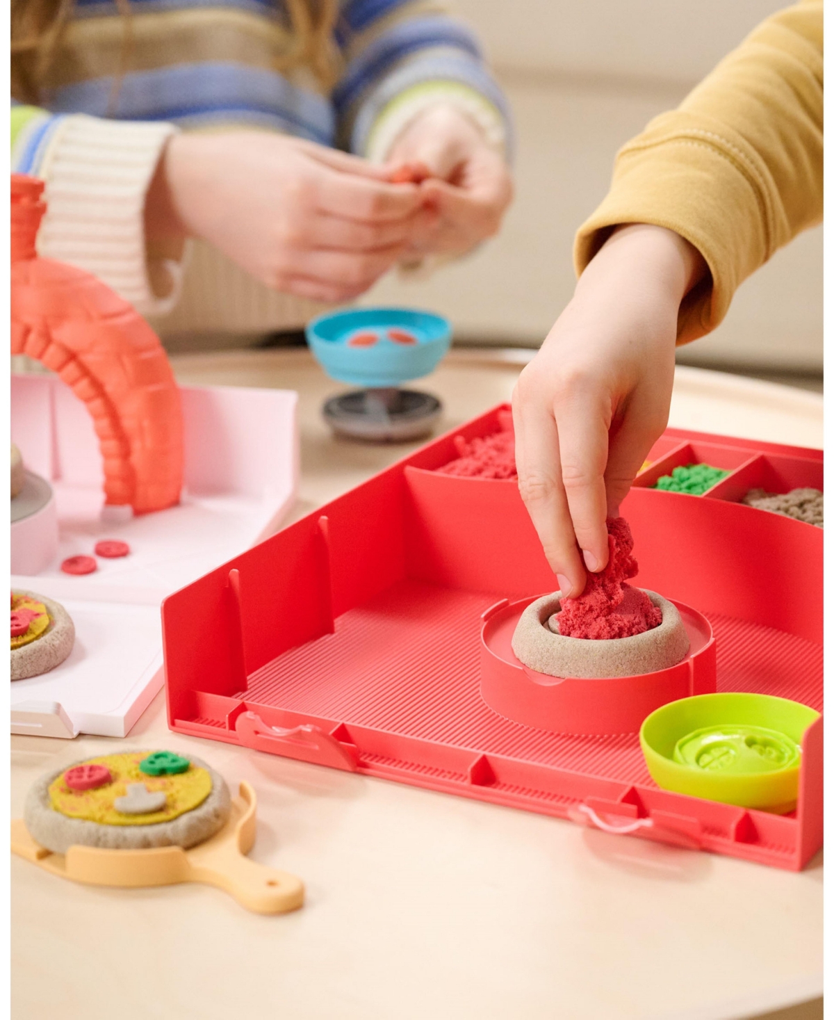 Kinetic Sand Squishpizza Rising Pizza Playset In Multi