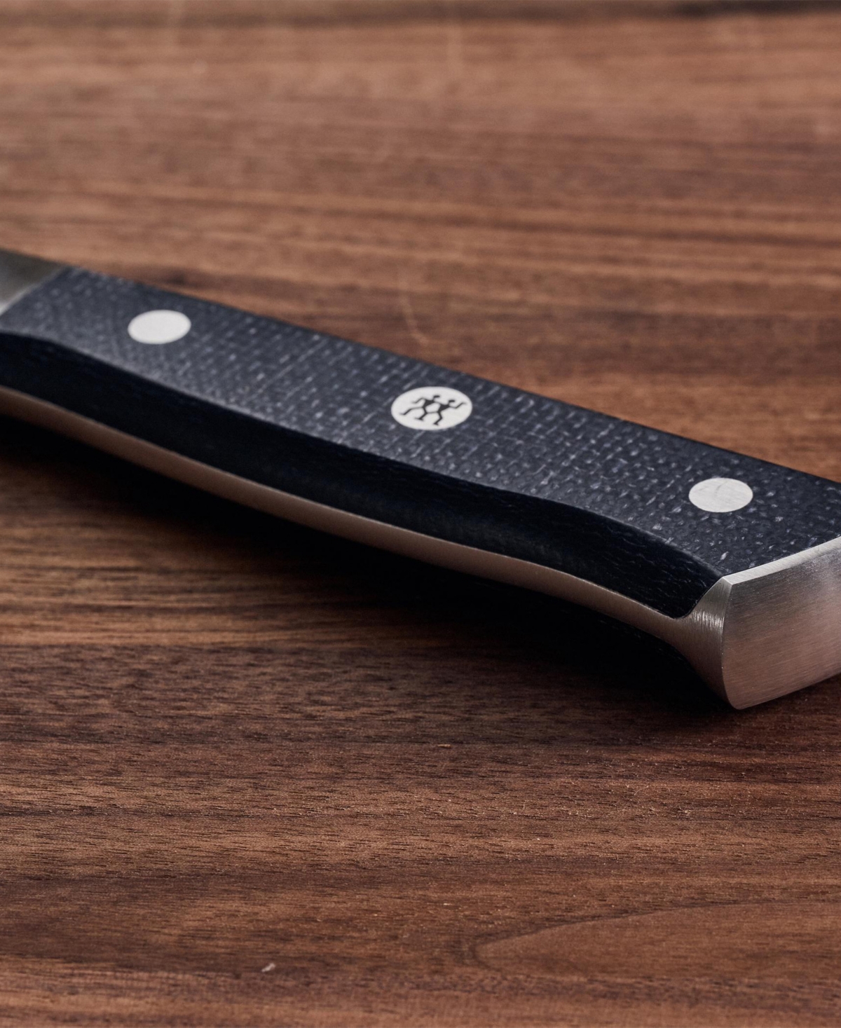 Zwilling Spectrum 8-inch Bread Knife In Black