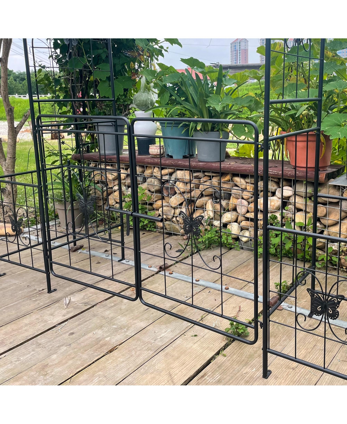 Streamdale Furniture Metal Garden Arch Arbor Trellis with Gate - 7.15ft