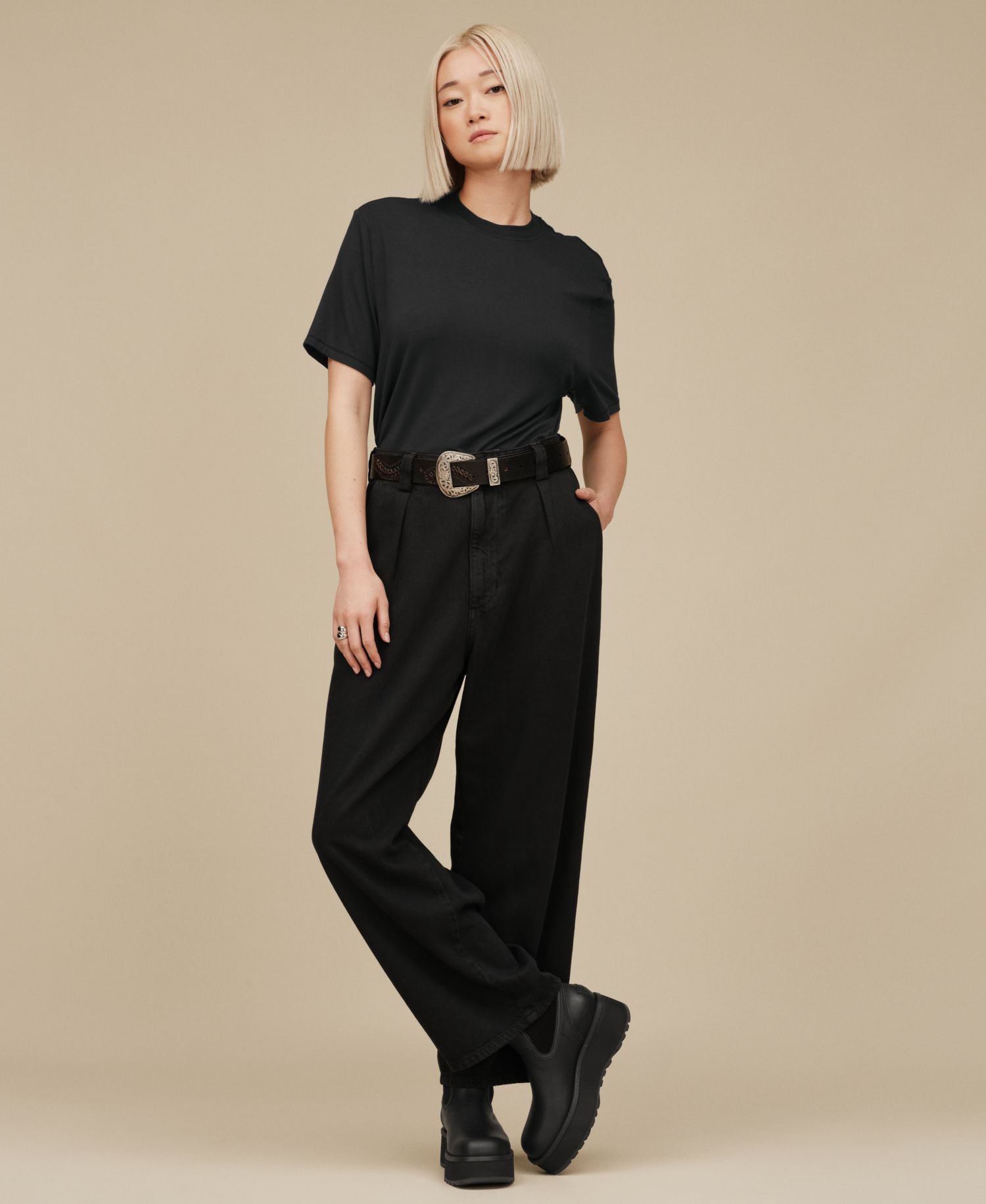 UGG Women's Amarys Relaxed Crewneck T-Shirt