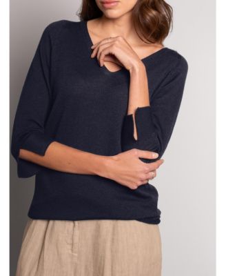 Women's Fine Knit Merino V-Neck Sweater