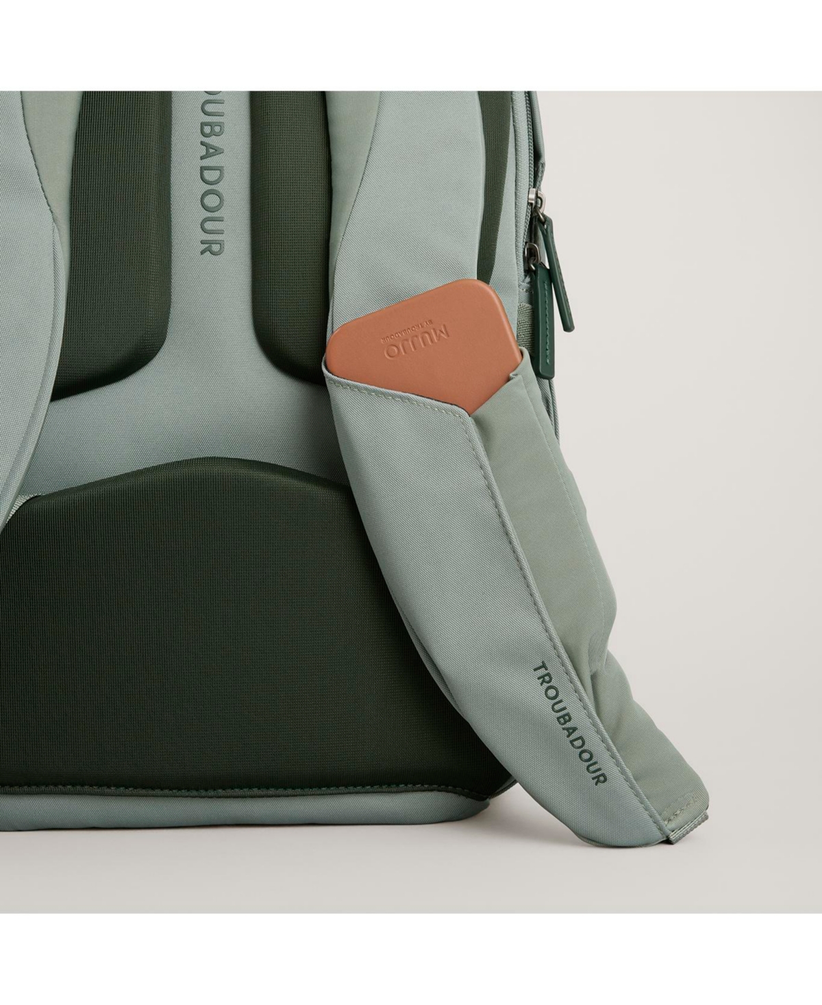 Troubadour Apex Compact Backpack 4.0