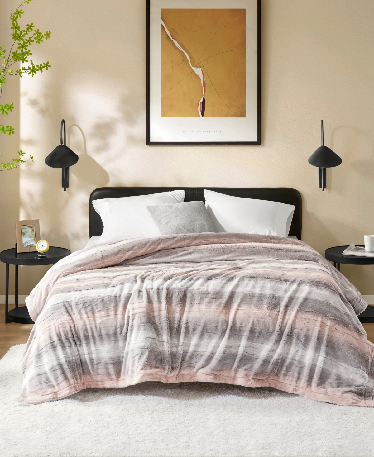 Madison Park Zuri Faux Fur Blanket