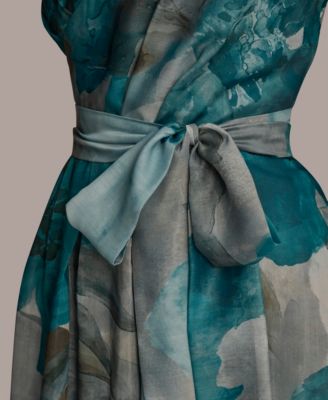 Women's Strapless Sweetheart Dress